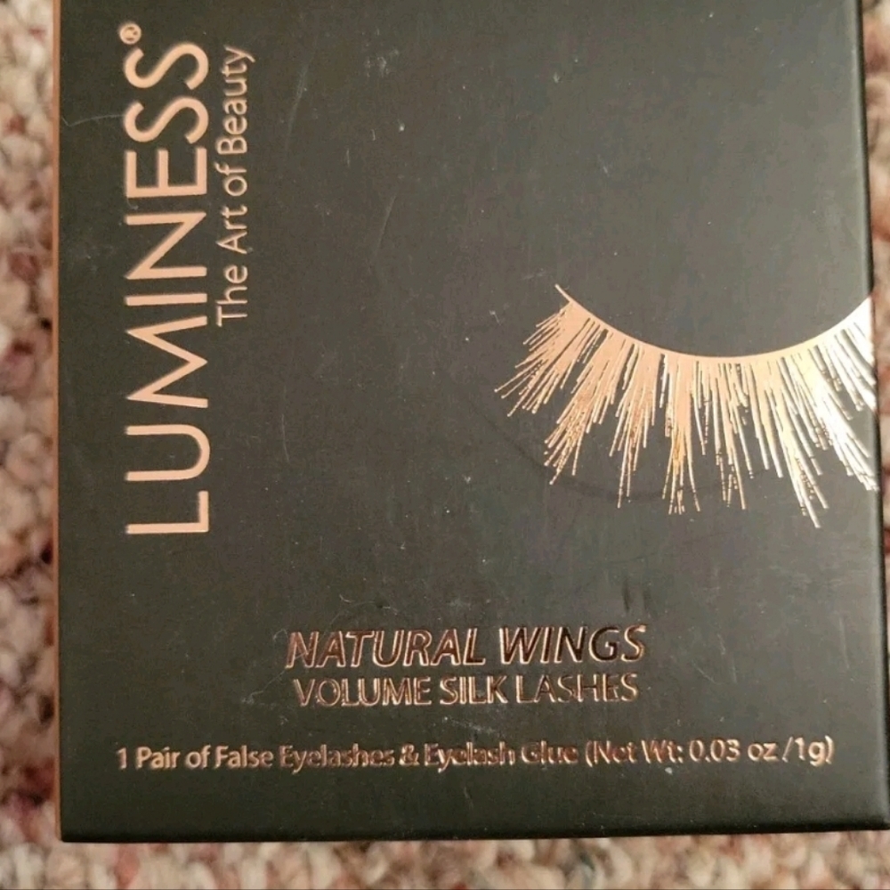 Luminess Natural Wings Valume Slik Eyelashes